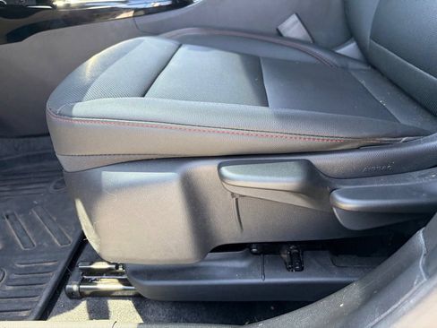 Used 2025 Chevrolet Trax RS w/ Driver Confidence Package FWD image 6