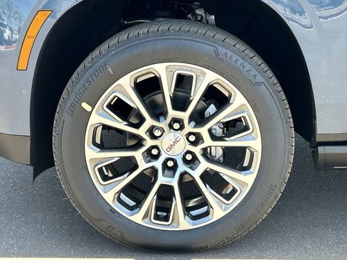 New 2026 GMC Yukon Denali w/ Denali Reserve Package AWD/4WD image 34