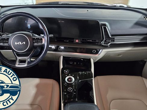 Used 2023 Kia Sportage EX image 25