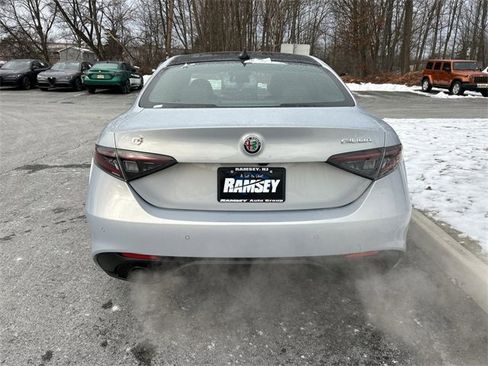 New 2025 Alfa Romeo Giulia w/ Driving Assist Package image 7