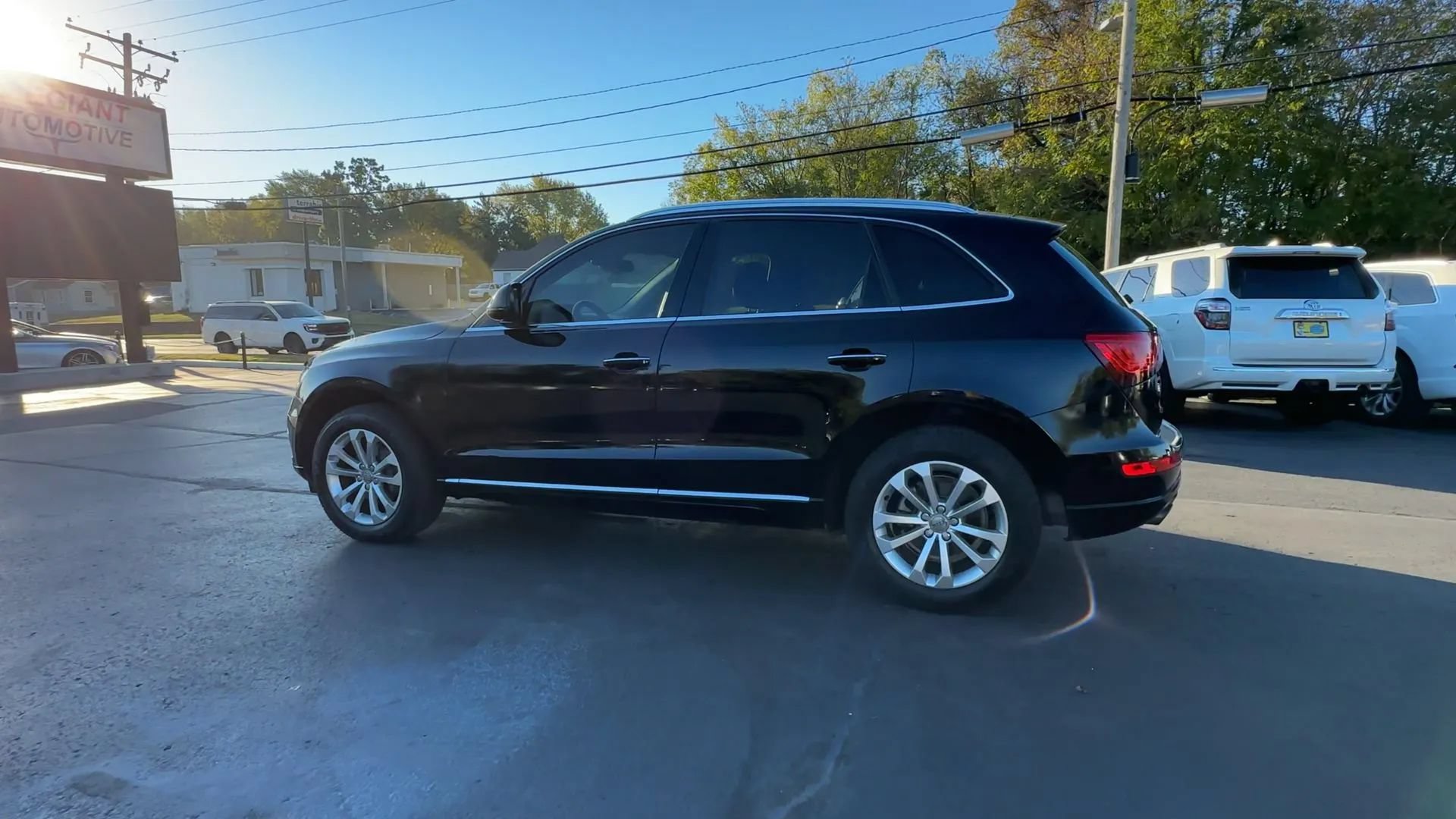 Used 2016 Audi Q5 2.0T Premium Plus w/ Technology Package AWD/4WD image 7