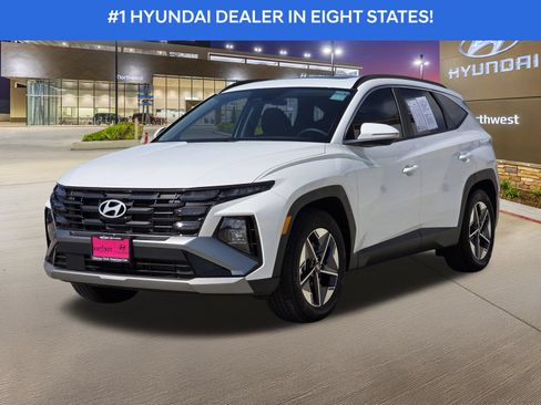 Certified 2026 Hyundai Tucson SEL FWD image 2