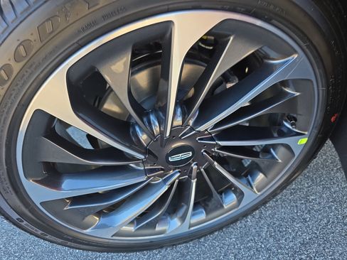 New 2026 Lincoln Aviator Reserve AWD/4WD image 33