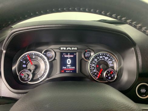 Used 2022 RAM 2500 Big Horn w/ Level 1 Equipment Group image 23