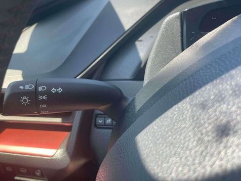Certified 2025 Toyota Prius Plug-In Hybrid FWD image 24