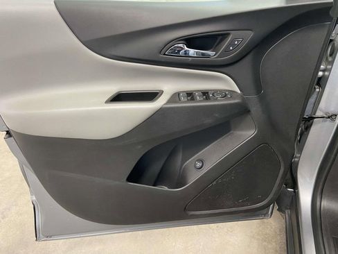 Used 2024 Chevrolet Equinox LT image 12