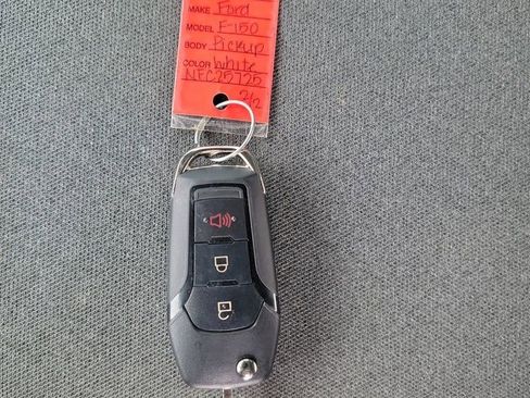 Used 2022 Ford F150 XLT w/ XTR Package image 30