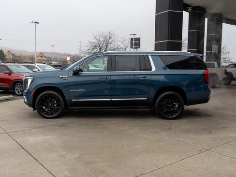 New 2026 GMC Yukon XL Elevation w/ Elevation Premium Package image 4