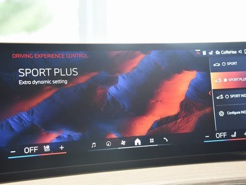 New 2026 BMW 330i xDrive 330i xDrive w/ Premium Package image 32