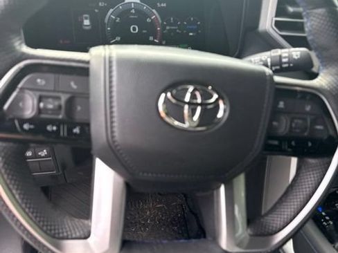 Used 2024 Toyota Sequoia Platinum AWD/4WD image 12