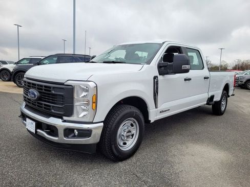 New 2026 Ford F250 XL image 3