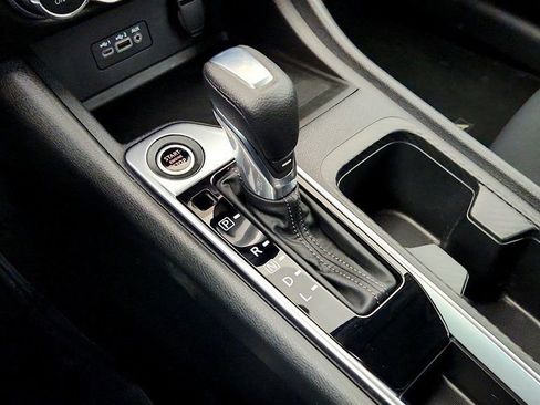 Used 2020 Nissan Sentra SV image 16