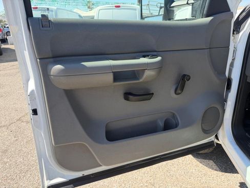 Used 2008 GMC Sierra 2500 W/T RWD image 15