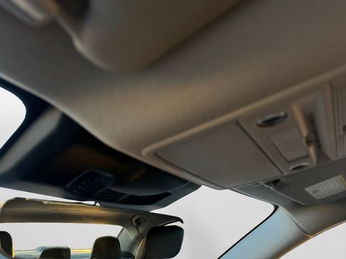 New 2026 Nissan Sentra SR w/ SR Premium Package FWD image 27