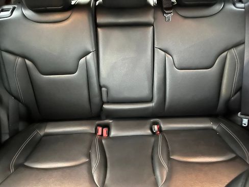 Used 2025 Jeep Compass Limited AWD/4WD image 16