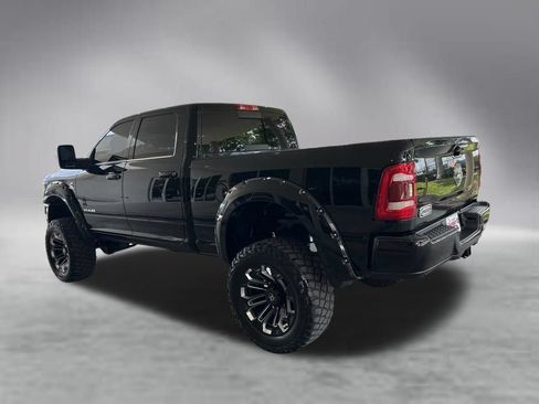 Used 2023 RAM 2500 Limited AWD/4WD image 4