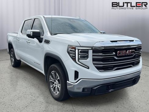 Used 2025 GMC Sierra 1500 SLT AWD/4WD image 6
