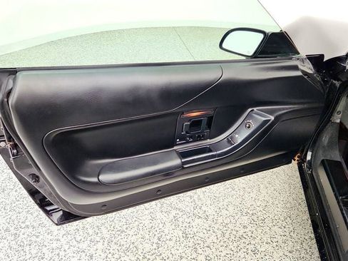 Used 1995 Chevrolet Corvette Convertible RWD image 11