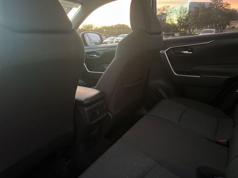 Used 2024 Toyota RAV4 XLE image 12