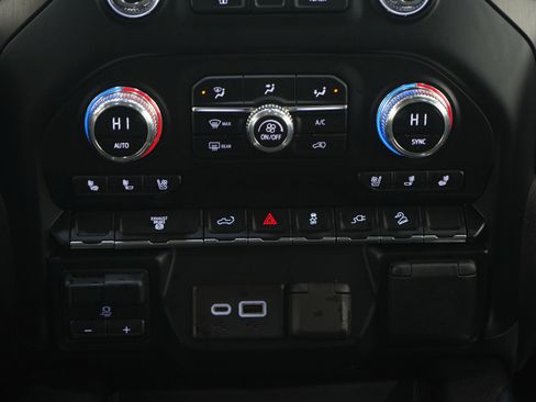 Used 2023 GMC Sierra 2500 AT4 w/ Gooseneck/5TH Wheel Package image 19