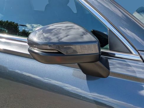 Used 2023 Honda CR-V LX image 9