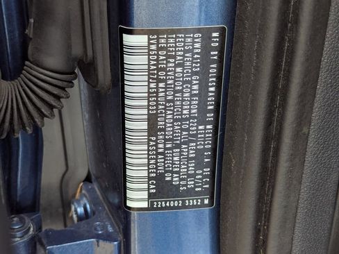 Used 2018 Volkswagen Beetle 2.0T S image 33