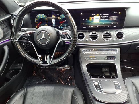 Used 2021 Mercedes-Benz E 350 Sedan image 10