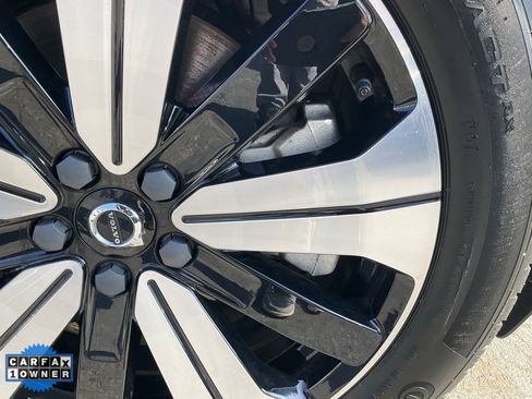 Used 2023 Volvo XC40 Recharge Plus image 77