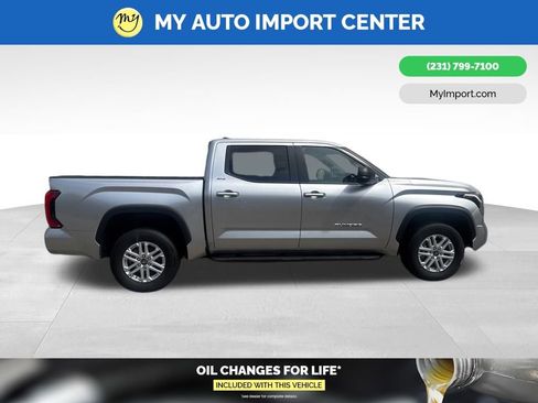 Used 2025 Toyota Tundra SR5 w/ SR5 Premium Package image 8