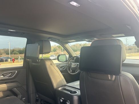 Used 2021 GMC Yukon AT4 w/ Rear Media and Nav Package image 14