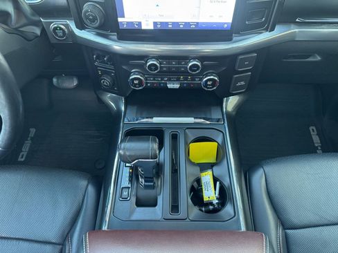 Used 2021 Ford F150 Lariat w/ Equipment Group 502A High image 11