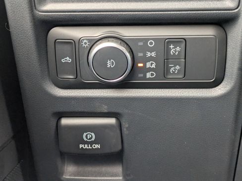 Used 2022 Ford F150 XLT w/ XLT Black Appearance Package image 26