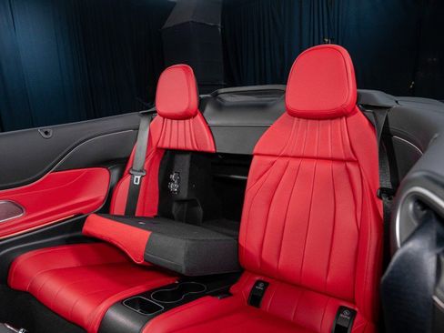 Used 2025 Mercedes-Benz CLE 450 4MATIC Cabriolet image 32