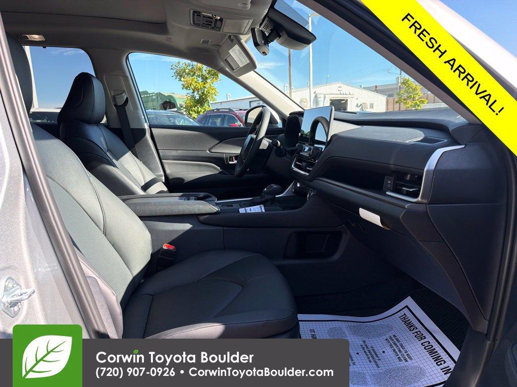 New 2026 Toyota Grand Highlander XLE FWD image 11