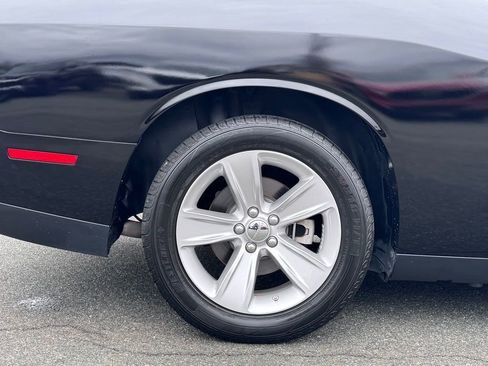Used 2023 Dodge Challenger SXT image 35