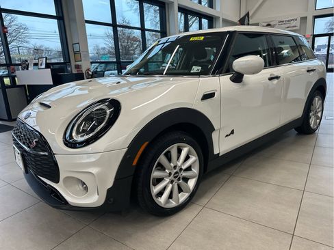 Certified 2023 MINI Cooper Clubman S image 1