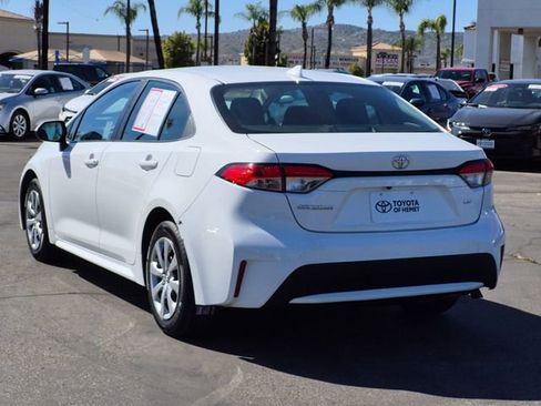 Used 2021 Toyota Corolla LE image 8