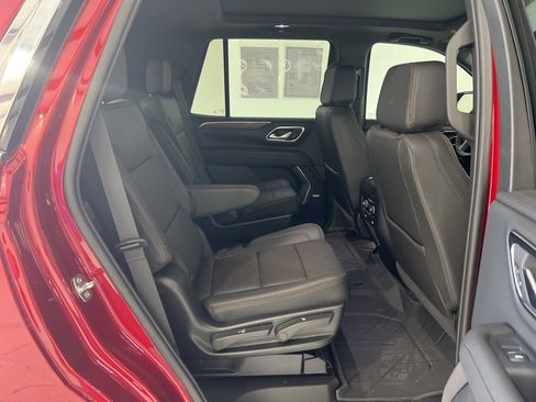 Used 2024 Chevrolet Tahoe High Country image 25