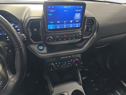 Used 2022 Ford Bronco Sport Outer Banks w/ Tech Package AWD/4WD image 19