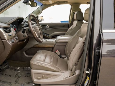 Used 2018 GMC Yukon Denali w/ Denali Ultimate Package RWD image 3