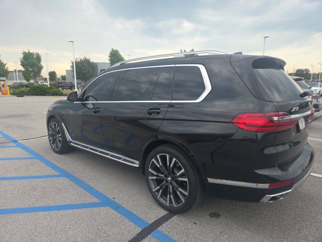 Used 2019 BMW X7 xDrive40i w/ Luxury Seating Package AWD/4WD image 5