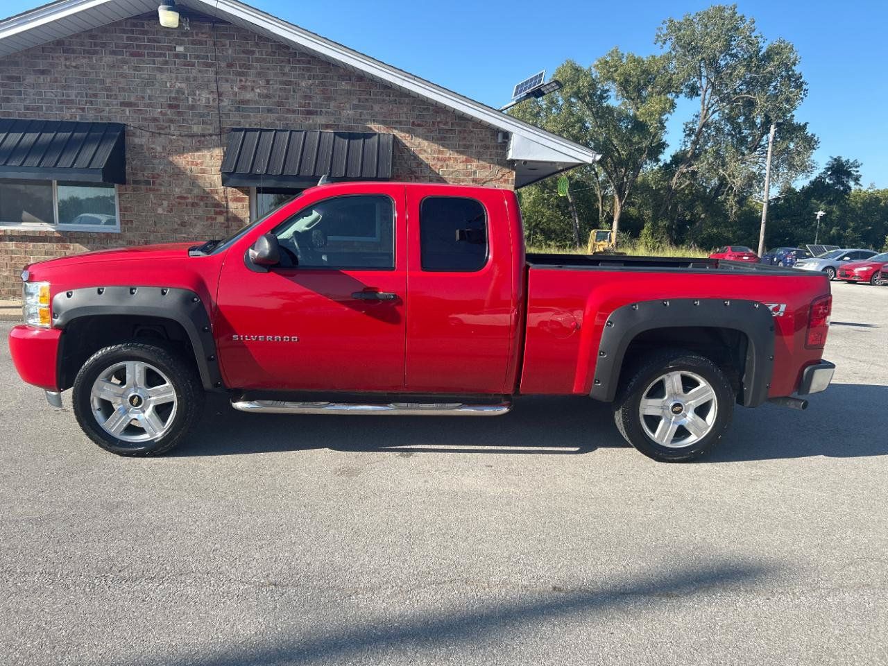 Used 2010 Chevrolet Silverado 1500 LT w/ Power Pack Plus AWD/4WD image 10