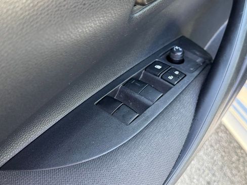 Certified 2025 Toyota Corolla LE image 18