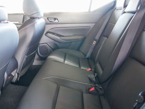 New 2024 Nissan Altima 2.5 SR w/ SR Premium Package FWD image 16
