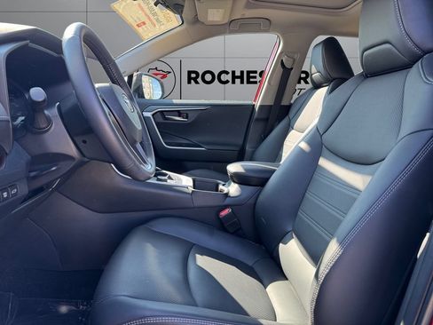 Certified 2023 Toyota RAV4 Limited AWD/4WD image 9