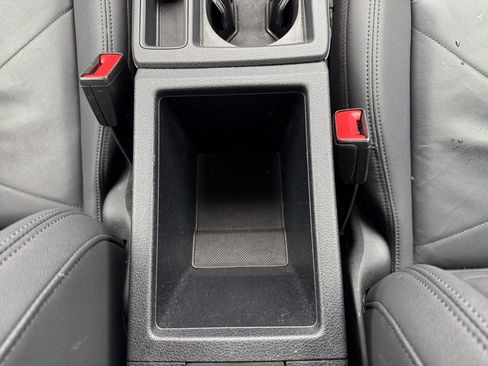 Used 2025 Audi Q3 2.0T Premium image 27