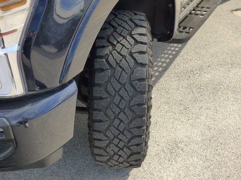 Used 2022 Ford F350 Platinum w/ Tremor Off-Road Package image 10