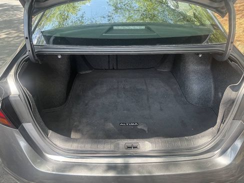 Used 2020 Nissan Altima 2.5 S FWD image 10