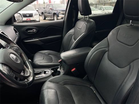 Used 2020 Jeep Cherokee Limited w/ Technology Group image 10