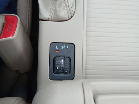 Used 2008 Subaru Outback 3.0R L.L. Bean image 14